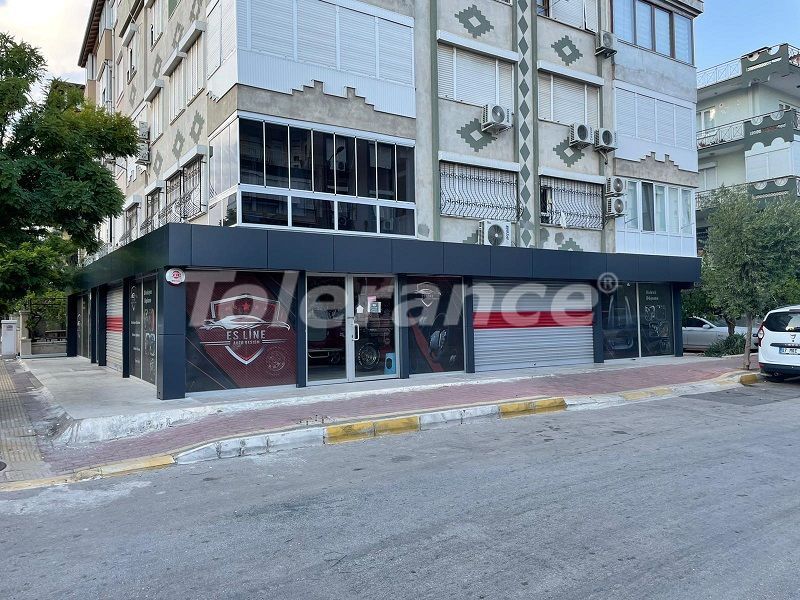 Commercial property in Antalya, Turkey, 296 sq.m - picture 1