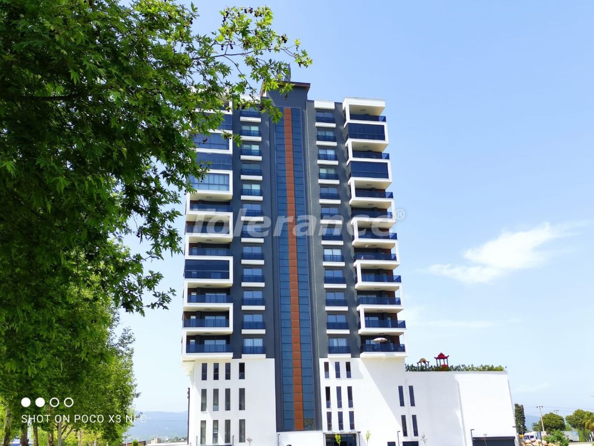Apartment in Mersin, Turkey, 250 sq.m - picture 1
