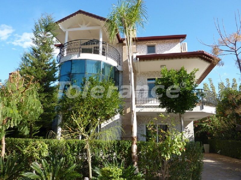 Villa in Kemer, Turkey, 270 sq.m - picture 1