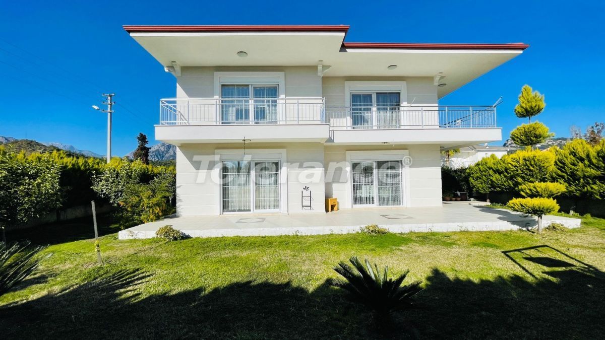Villa en Kemer, Turquia, 250 m2 - imagen 1