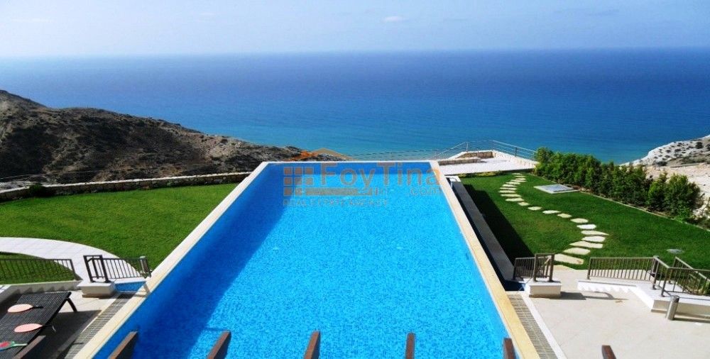 Villa in Limassol, Cyprus, 280 sq.m - picture 1