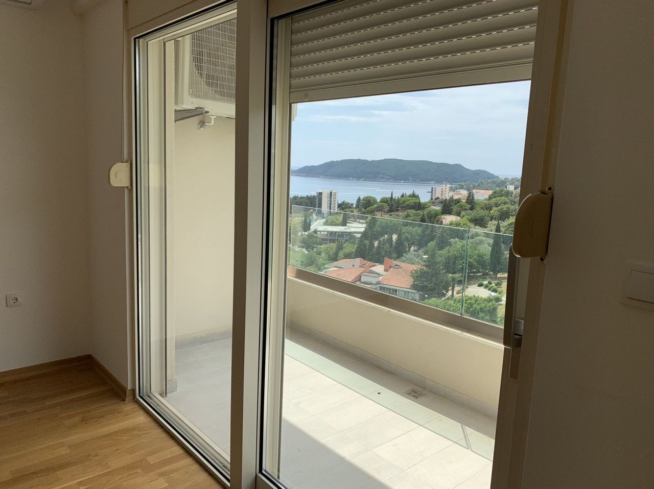 Penthouse in Becici, Montenegro, 123 m2 - Foto 1