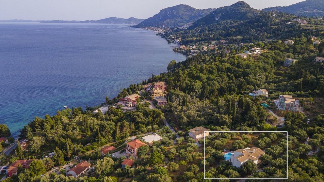 Villa on Corfu, Greece, 490 sq.m - picture 1