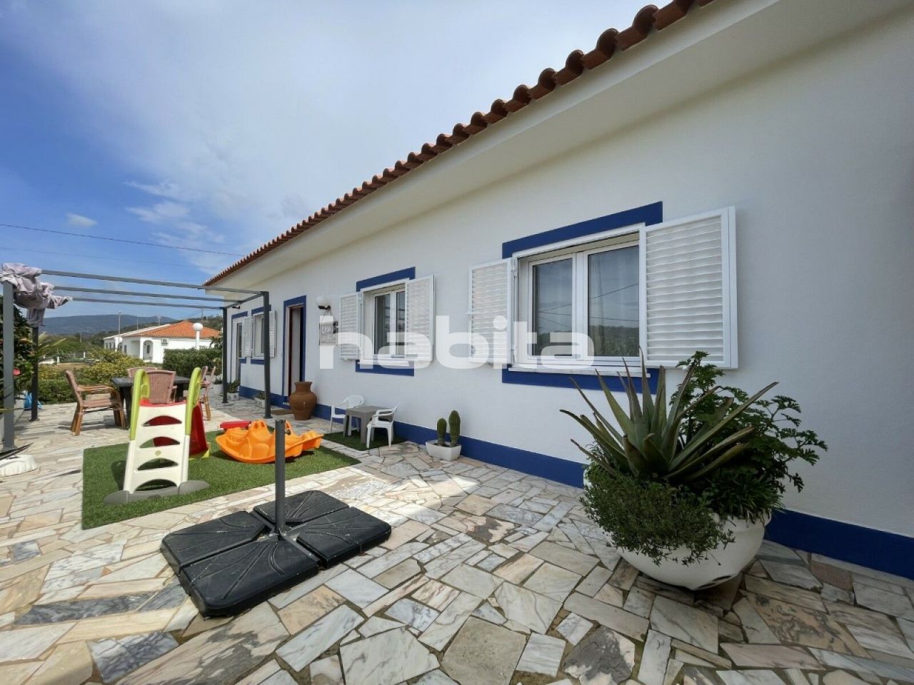 House in Portimao, Portugal, 165 sq.m - picture 1