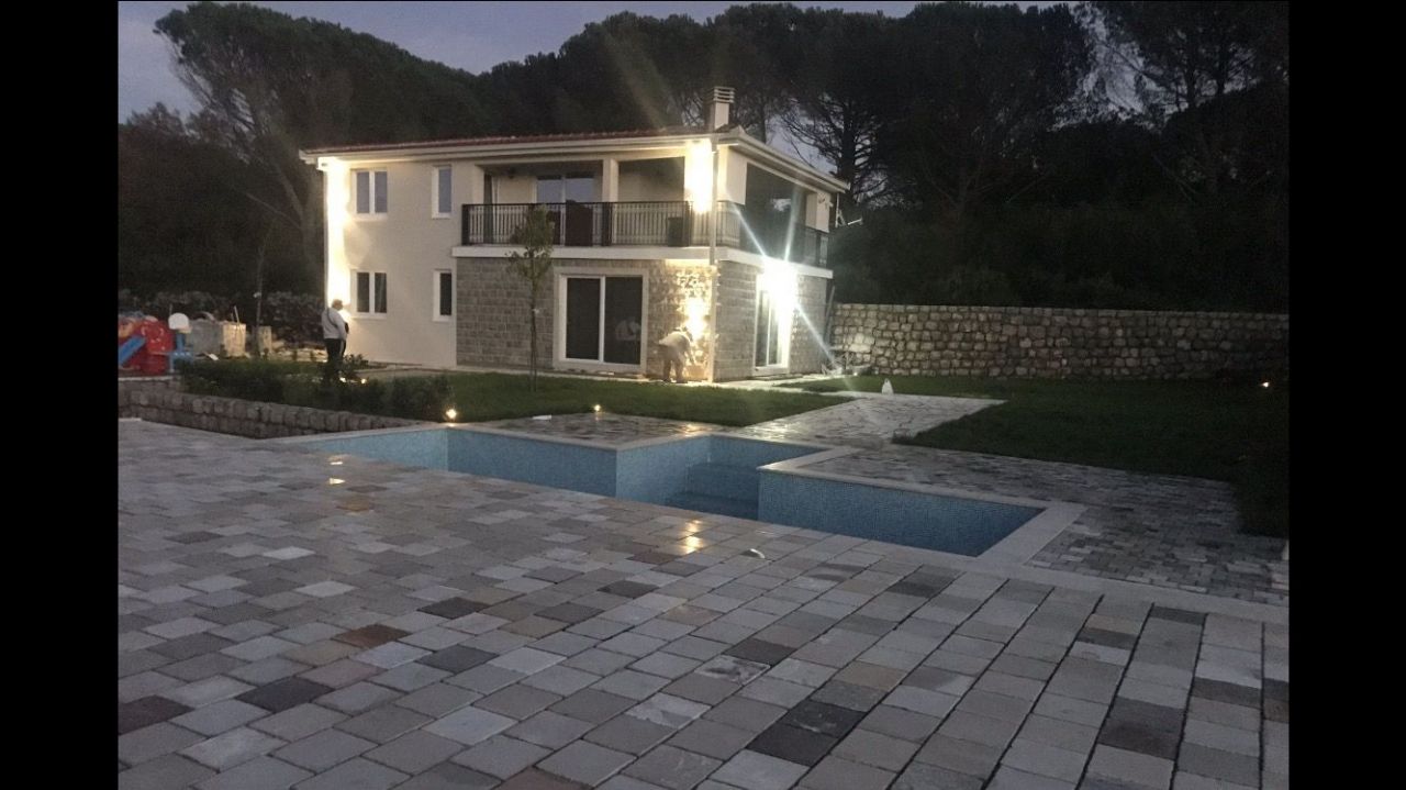 Villa en Kotor, Montenegro, 185 m2 - imagen 1