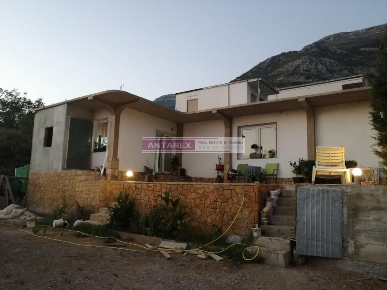 Villa in Sutomore, Montenegro, 57 sq.m - picture 1
