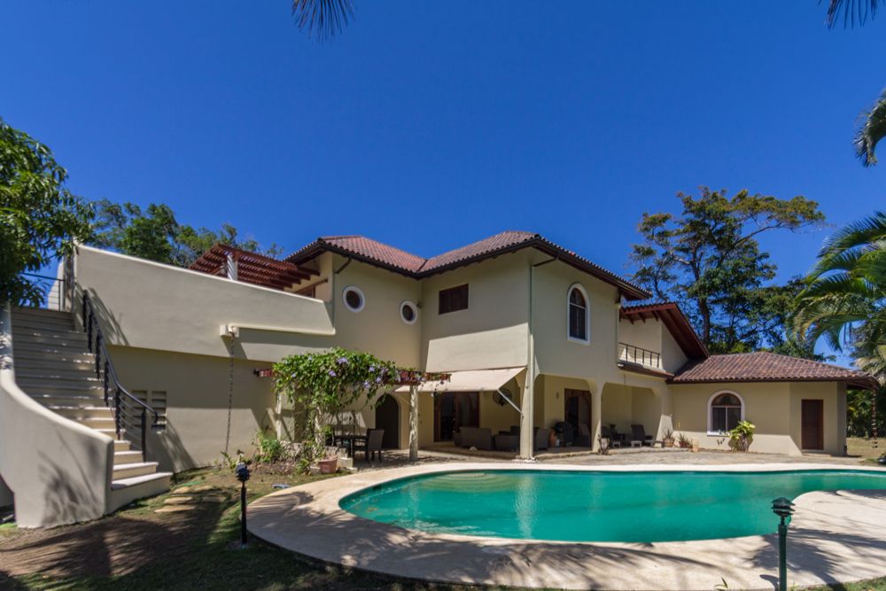 Villa in Sosua, Dominican Republic, 640 sq.m - picture 1