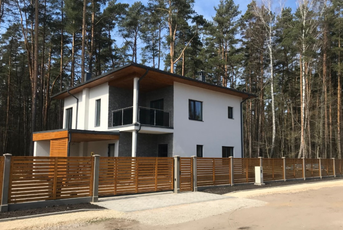 House in Jurmala, Latvia, 215 sq.m - picture 1