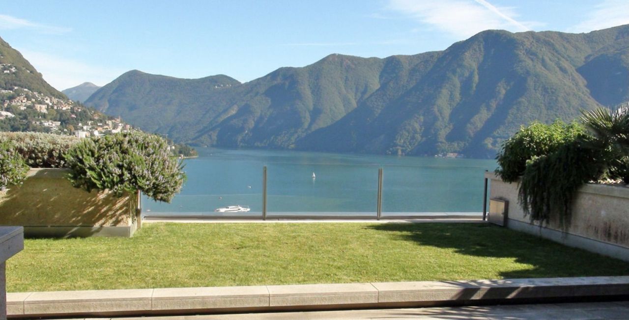 Penthouse in Ticino, Switzerland, 240 sq.m - picture 1