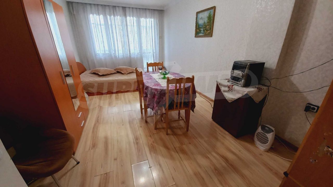 Apartment in Ruse, Bulgaria, 96 sq.m - picture 1