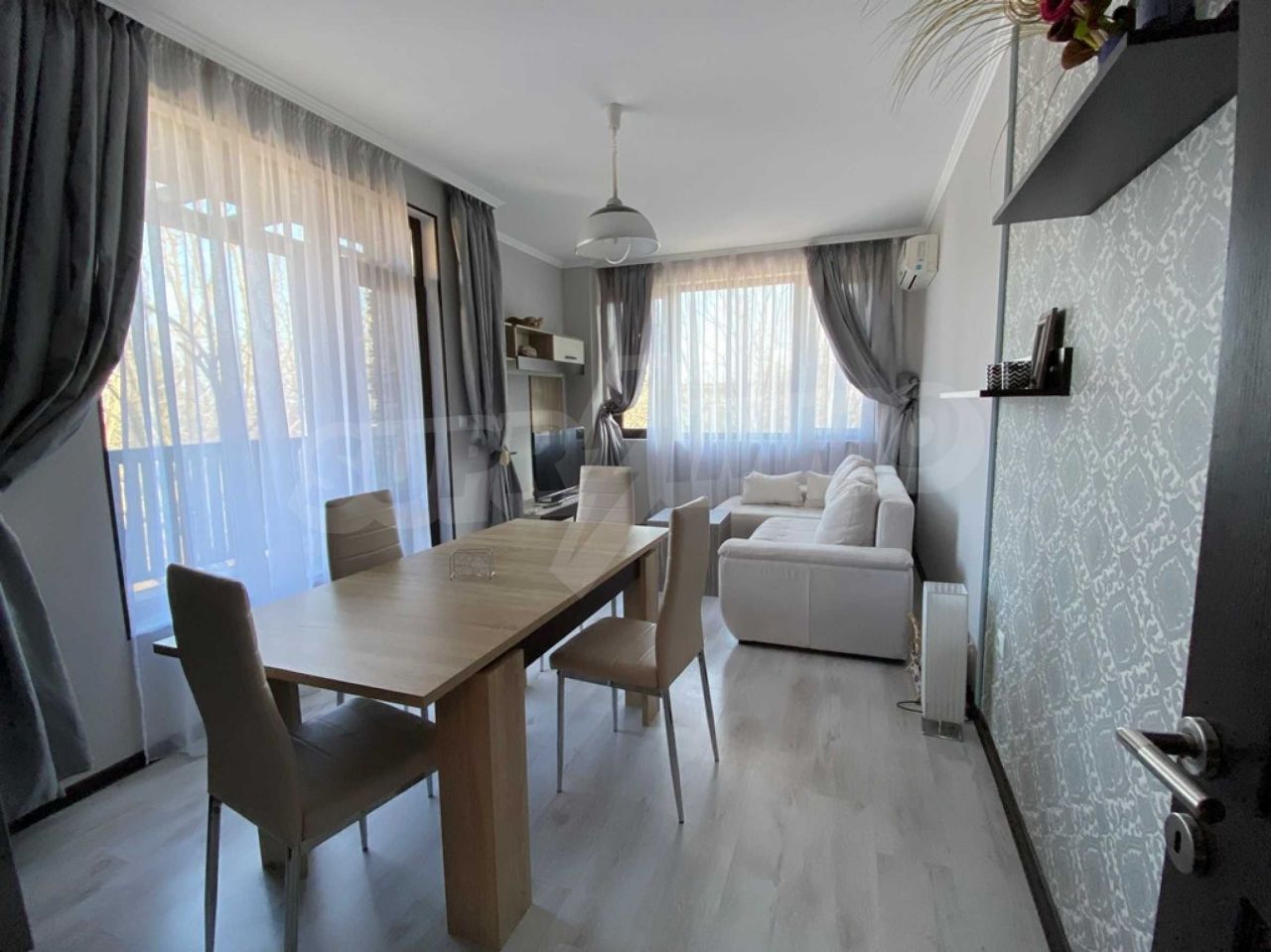Apartment in Primorsko, Bulgaria, 105.69 sq.m - picture 1