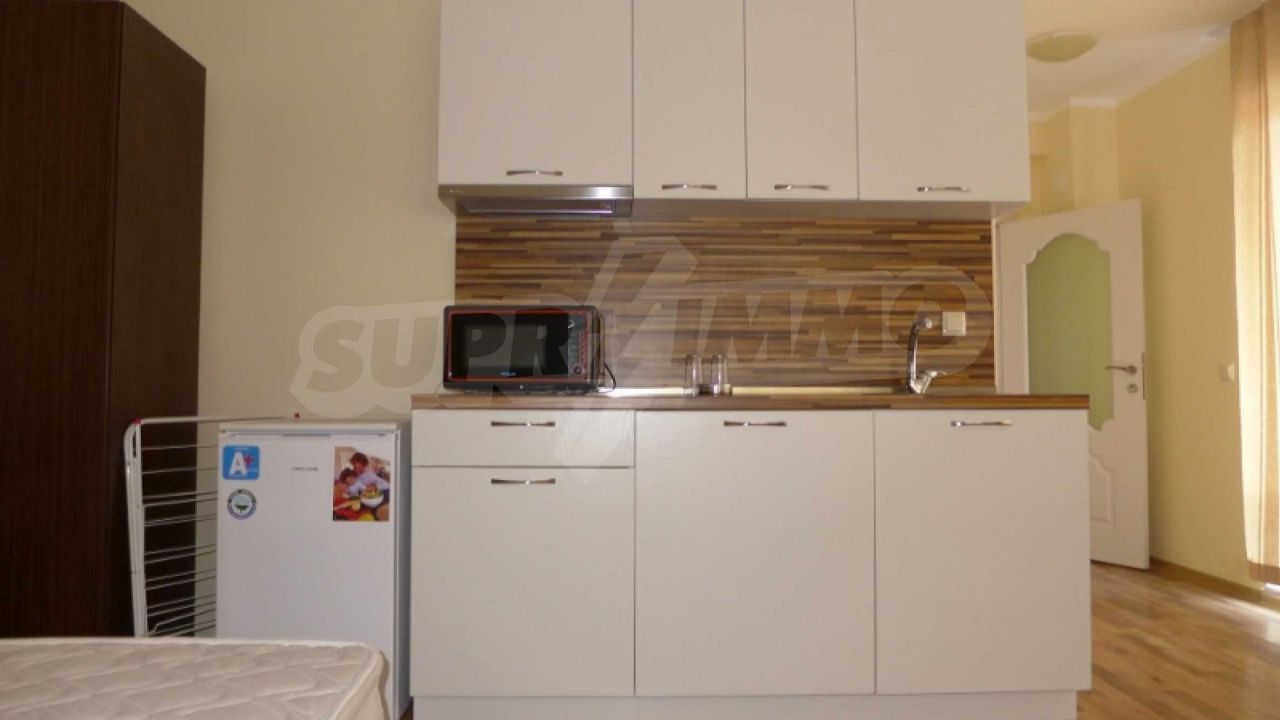 Apartment in Primorsko, Bulgaria, 81 sq.m - picture 1