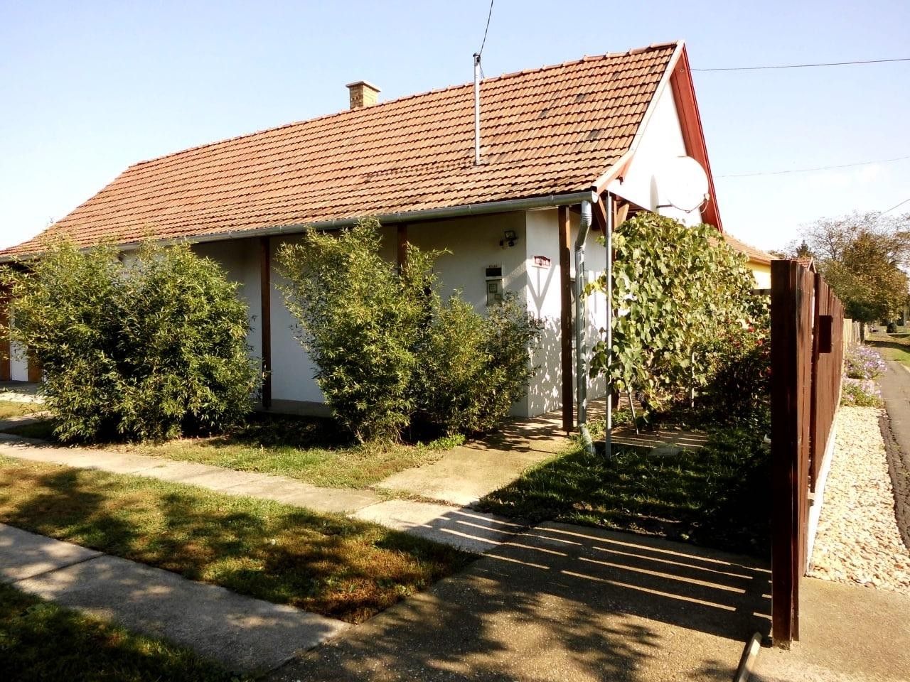 House Tiszagyulaháza, Hungary, 48 sq.m - picture 1