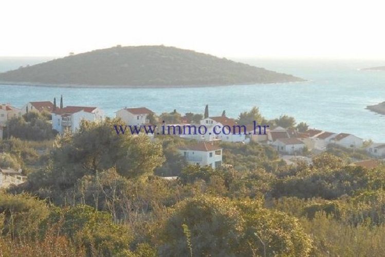Land in Split, Croatia, 749 sq.m - picture 1