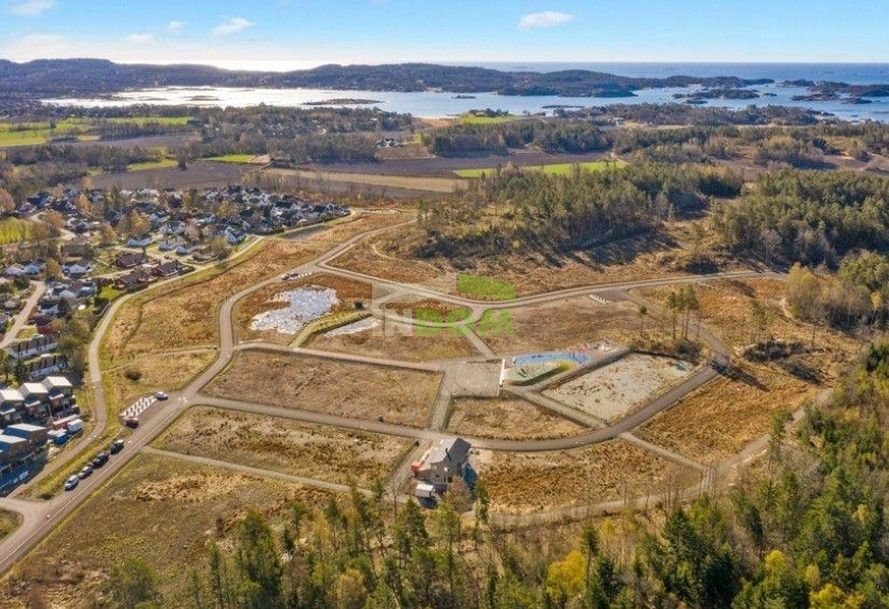 Grundstück in Oslo, Norwegen, 2 431 m2 - Foto 1
