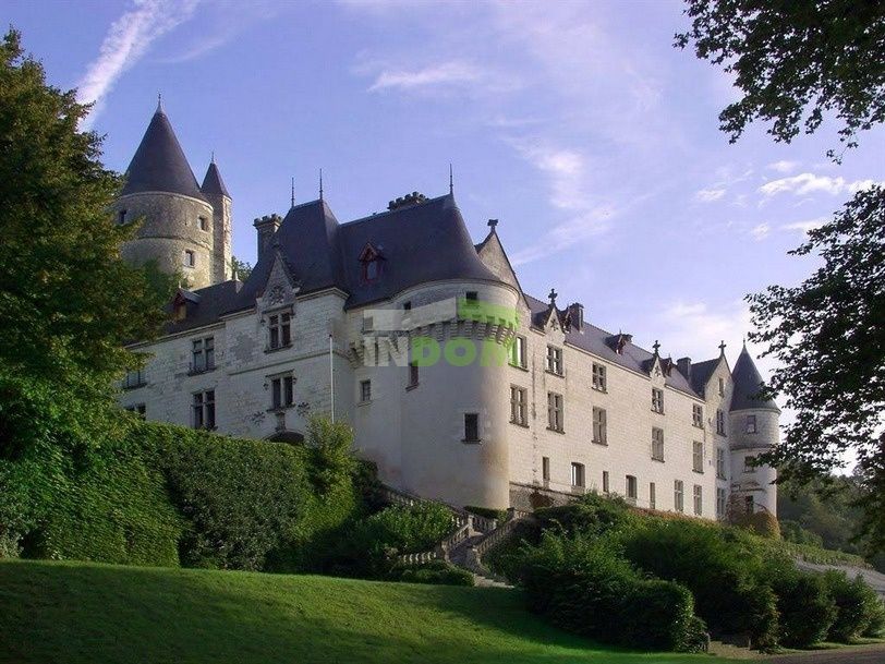 Hotel Dolina Luary, Frankreich, 3 500 m2 - Foto 1