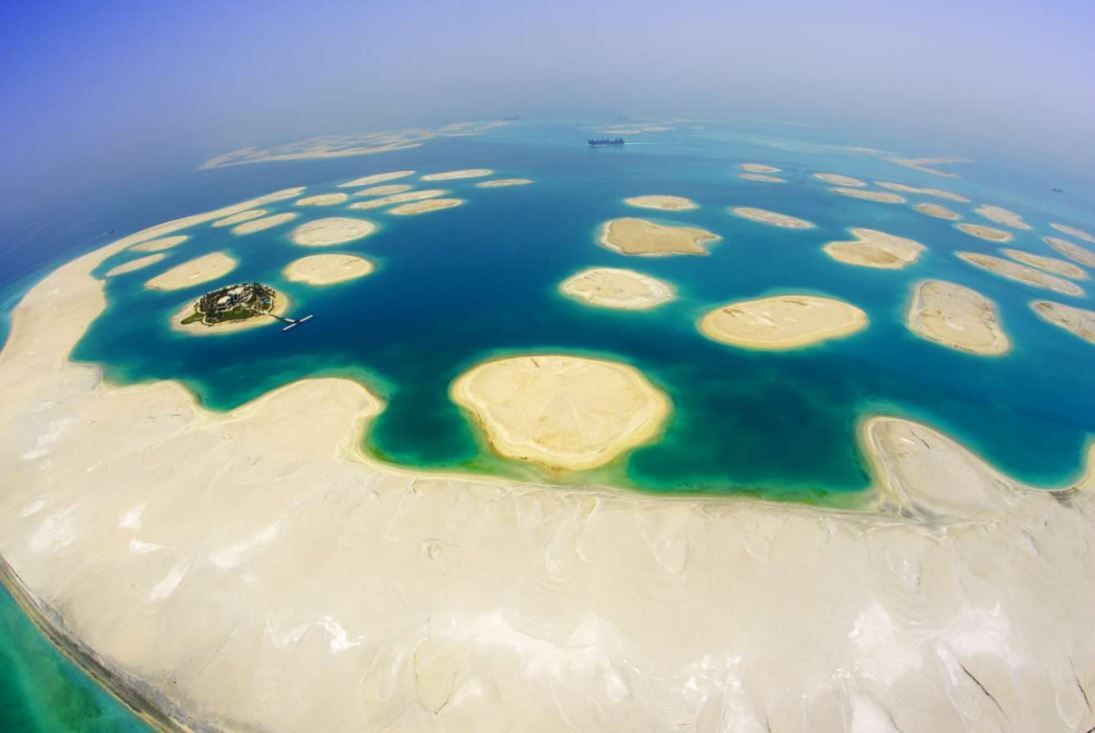 Isla en Dubái, EAU, 41 625 m2 - imagen 1