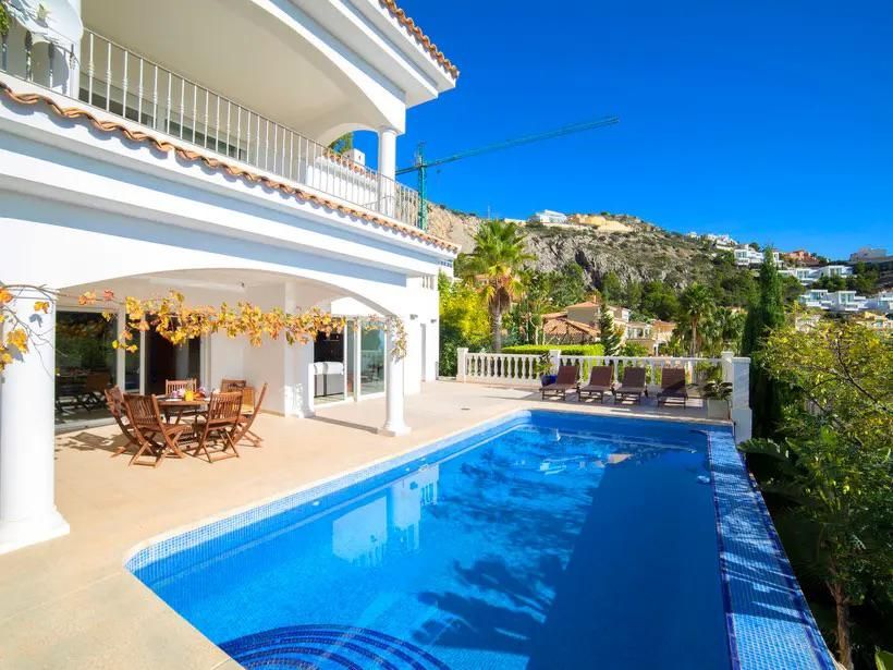 Villa in Altea Hills, Spain, 200 sq.m - picture 1