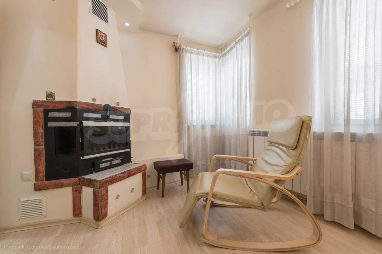 Apartment in Ruse, Bulgaria, 80 sq.m - picture 1