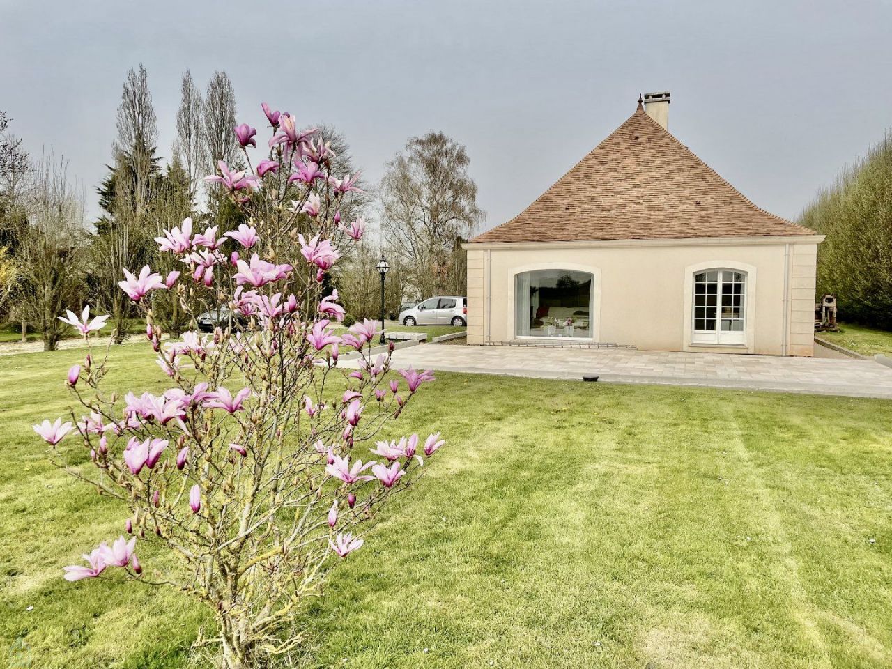 Maison à Pacy-sur-Eure, France - image 1