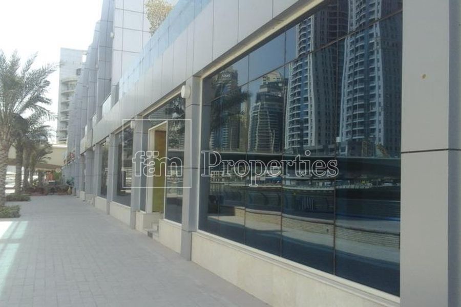 Shop in Dubai, UAE, 211 sq.m - picture 1