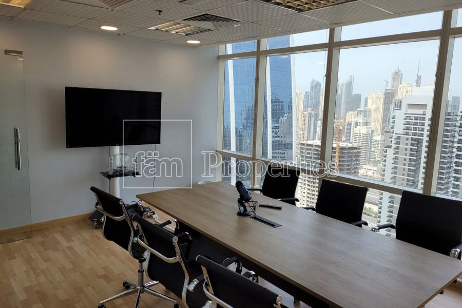 Bureau à Dubaï, EAU, 110 m2 - image 1