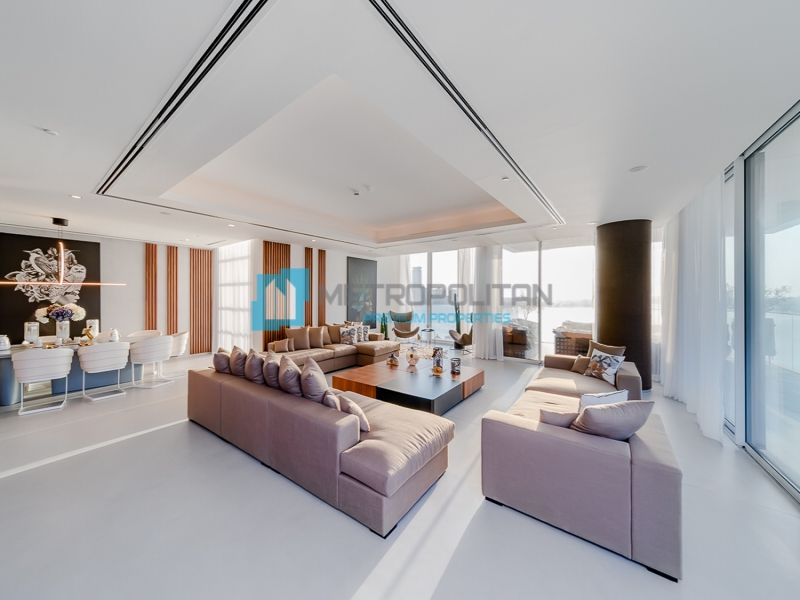Penthouse in Dubai, UAE, 455.22 sq.m - picture 1