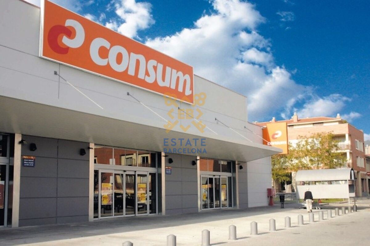 Propiedad comercial en la Costa Blanca, España, 2 430 m2 - imagen 1