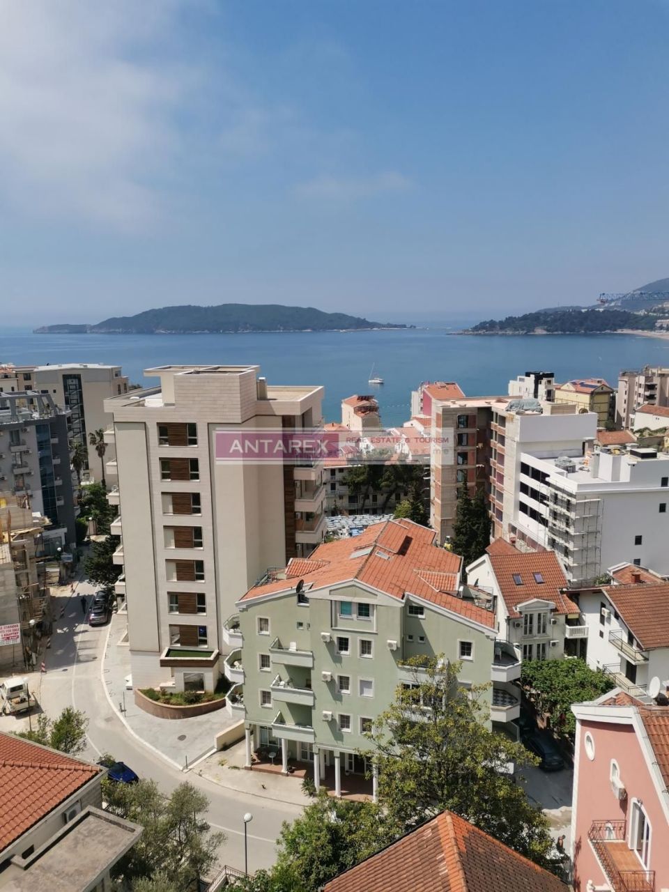Apartment in Rafailovici, Montenegro, 27 sq.m - picture 1