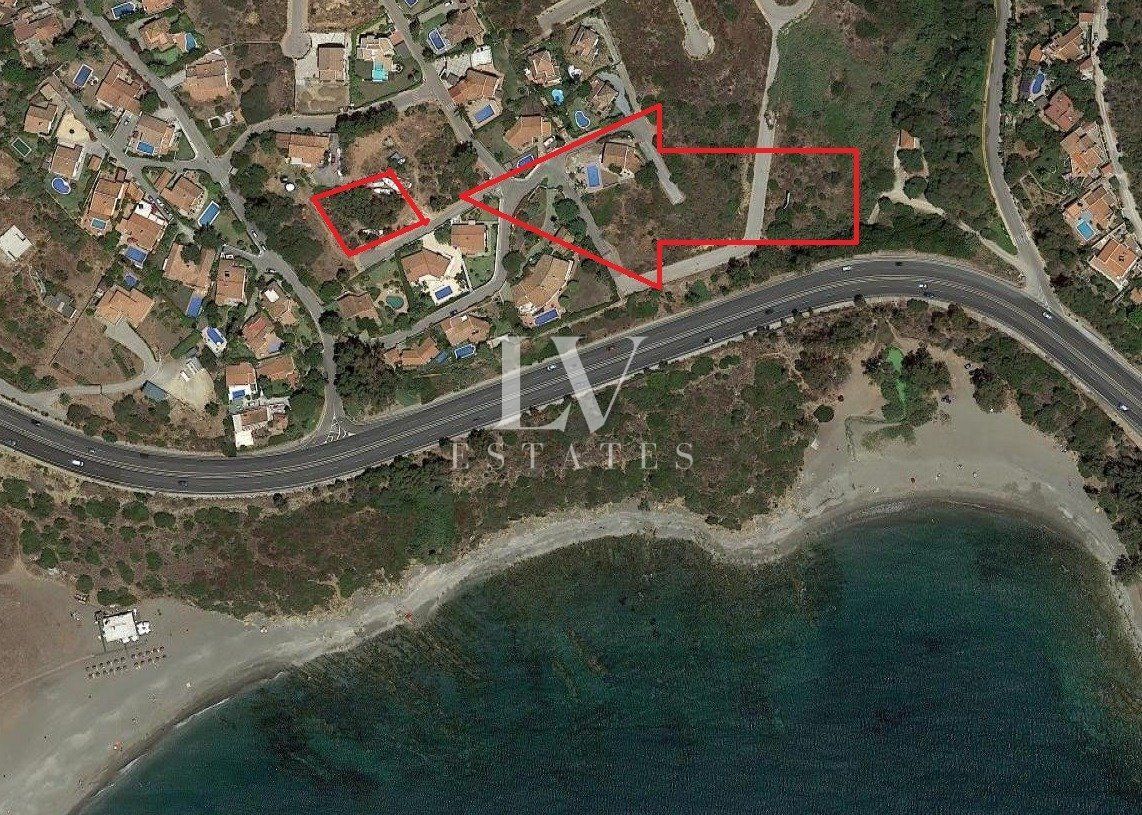 Land in San Roque, Spain, 1 256 sq.m - picture 1