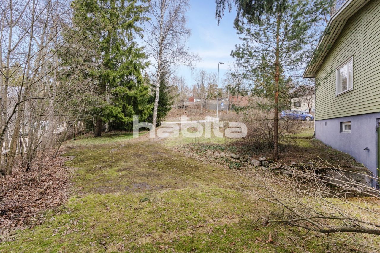 Land in Helsinki, Finland, 1 410 sq.m - picture 1