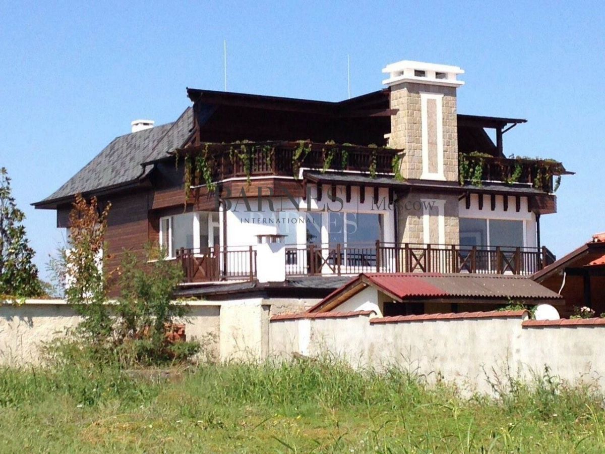 Maison à Tsarevo, Bulgarie, 410 m2 - image 1