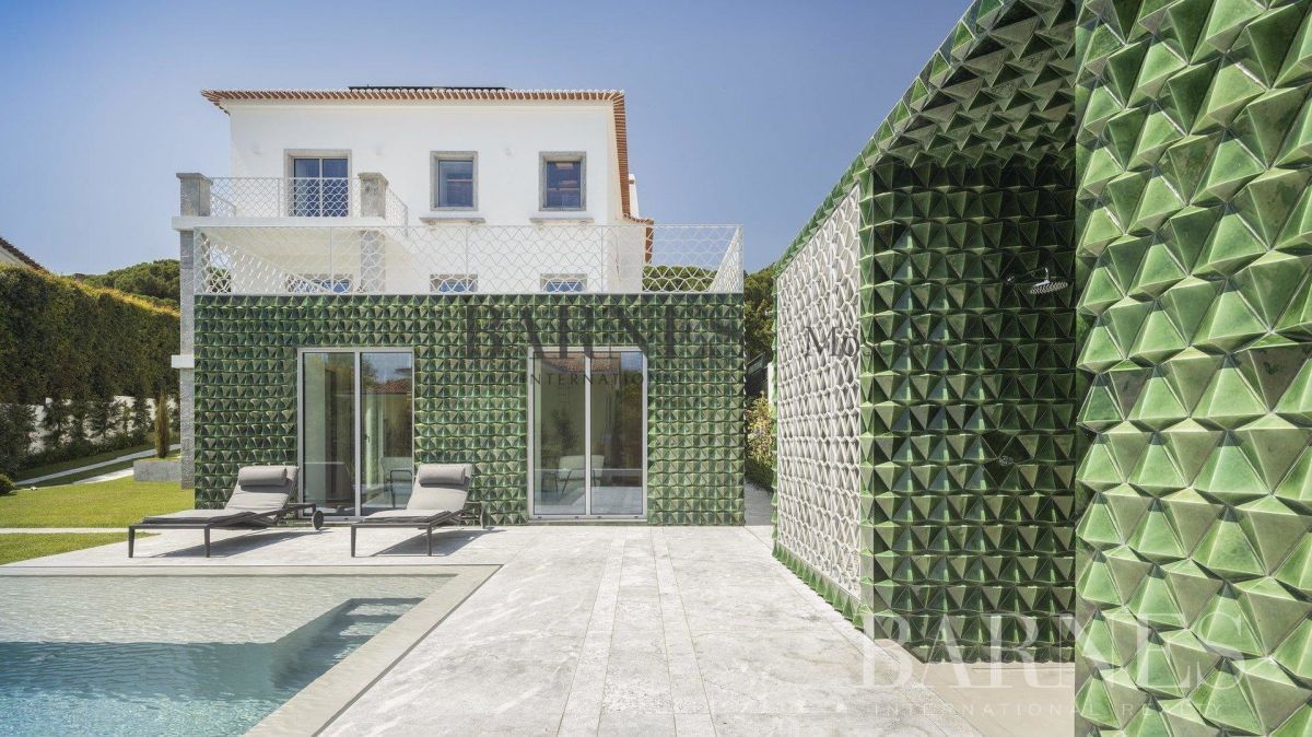 House in Lisbon, Portugal, 638.42 sq.m - picture 1