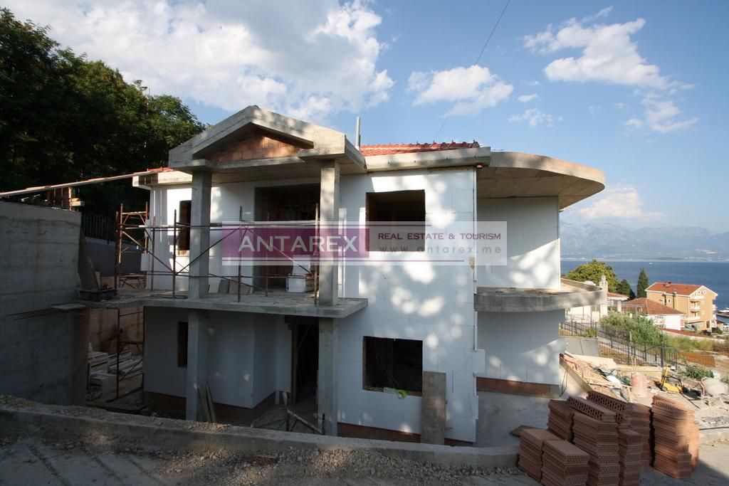 Villa in Denovici, Montenegro, 147 sq.m - picture 1