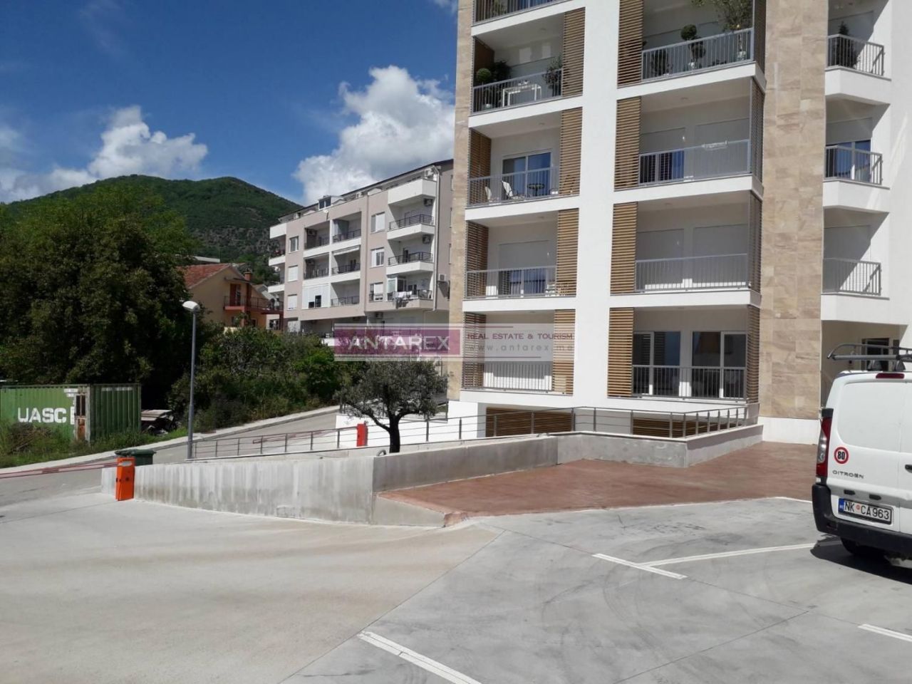 Apartment in Tivat, Montenegro, 53 sq.m - picture 1