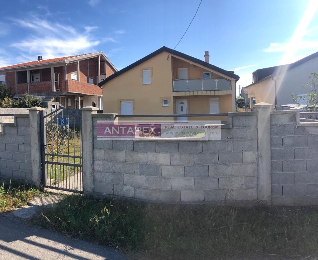 Villa in Podgorica, Montenegro, 124 sq.m - picture 1