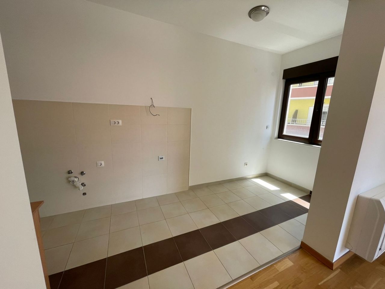 Apartamento en Rafailovici, Montenegro, 74 m2 - imagen 1