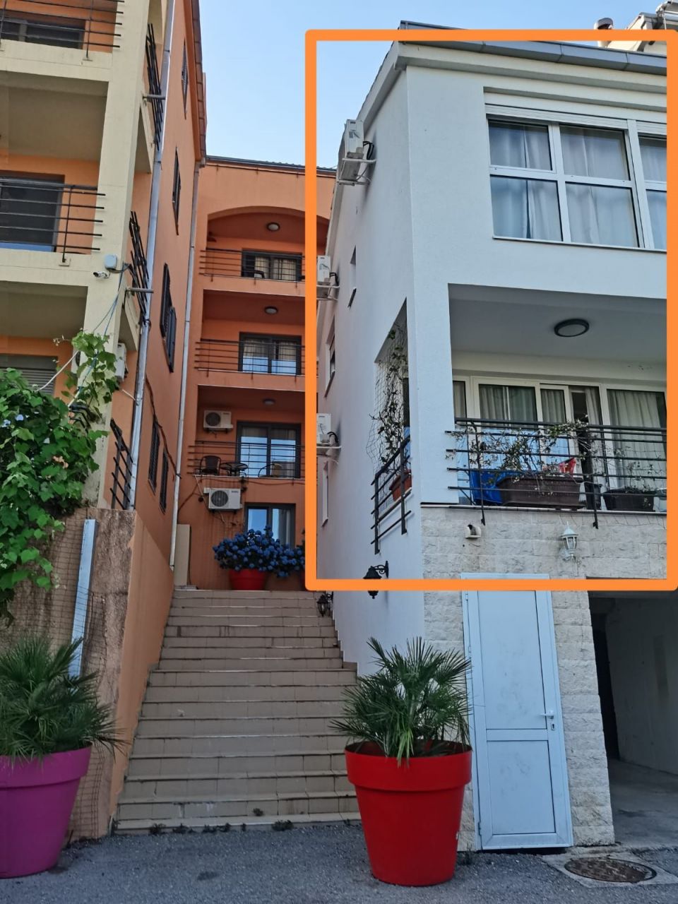Wohnung in Becici, Montenegro, 69 m2 - Foto 1