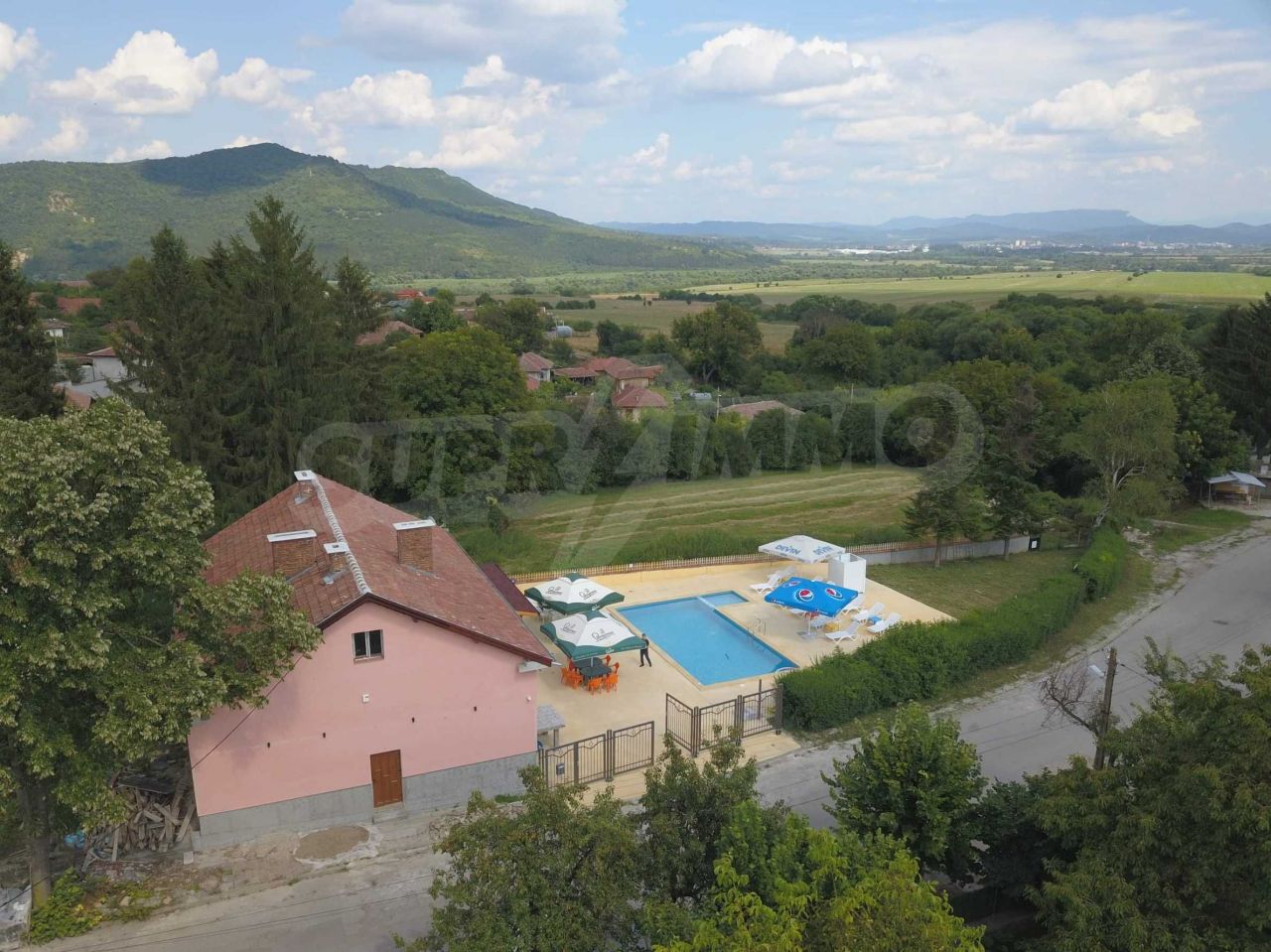 House Sevlievo, Bulgaria, 450 sq.m - picture 1