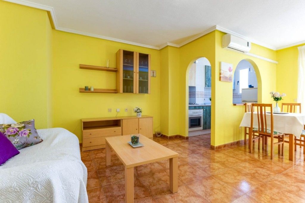 Apartamento en Torrevieja, España, 70 m2 - imagen 1