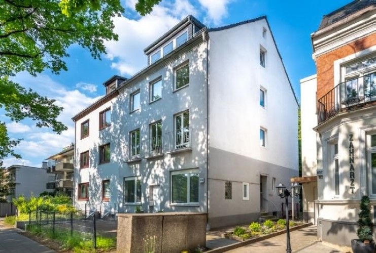 Commercial apartment building in Hamburg, Germany, 355.63 sq.m - picture 1
