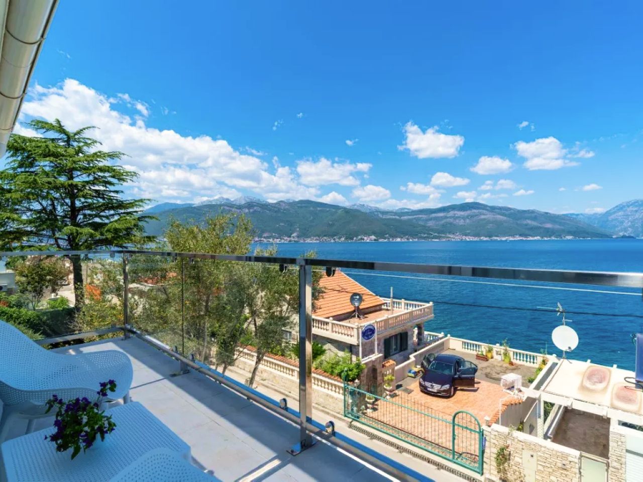 Villa en Krasici, Montenegro, 220 m2 - imagen 1