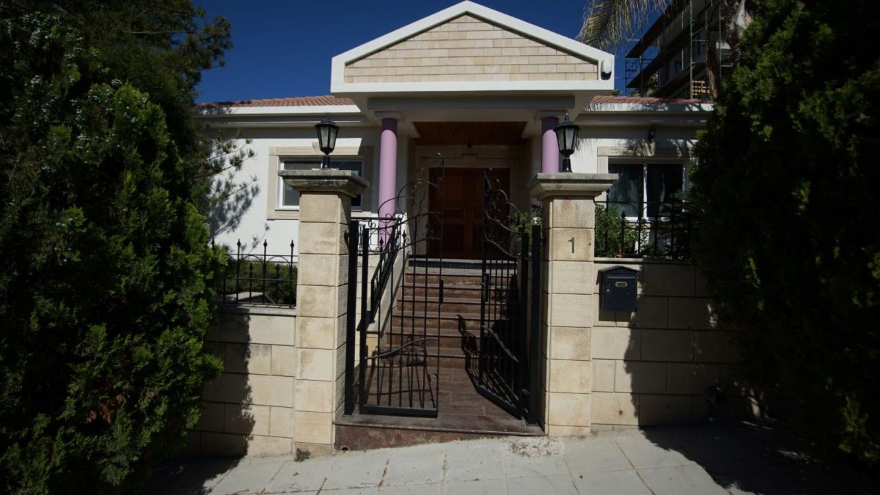 Villa en Limasol, Chipre, 324 m2 - imagen 1
