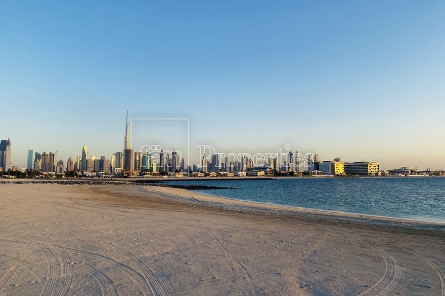 Terreno en Dubái, EAU, 929 m2 - imagen 1