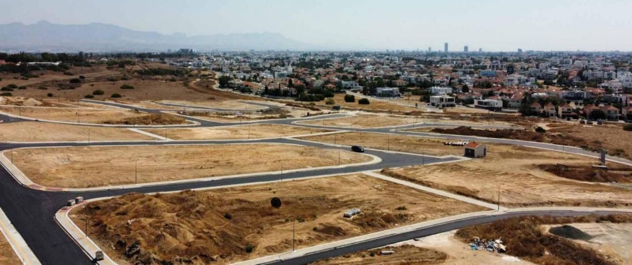 Grundstück in Nikosia, Zypern, 524 m2 - Foto 1