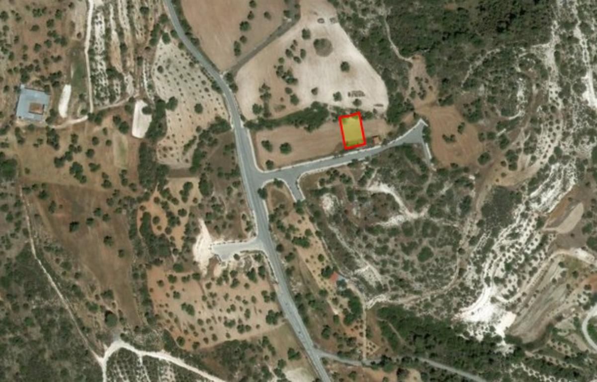 Land in Limassol, Cyprus, 655 sq.m - picture 1