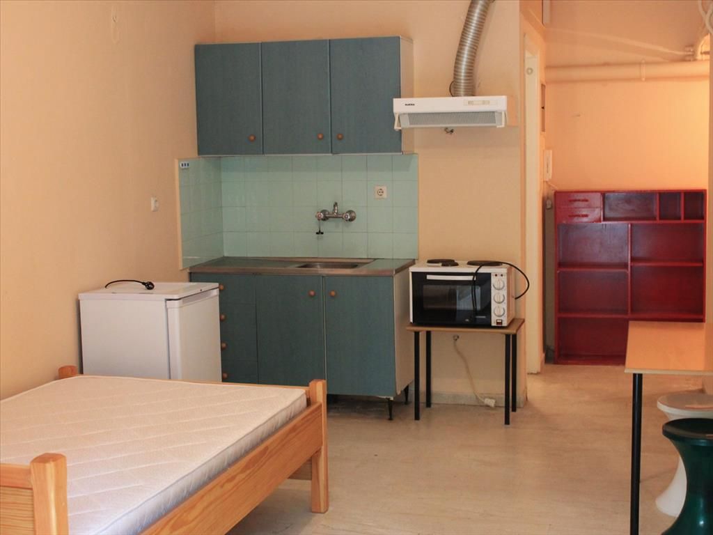Flat in Patras, Greece, 28 sq.m - picture 1
