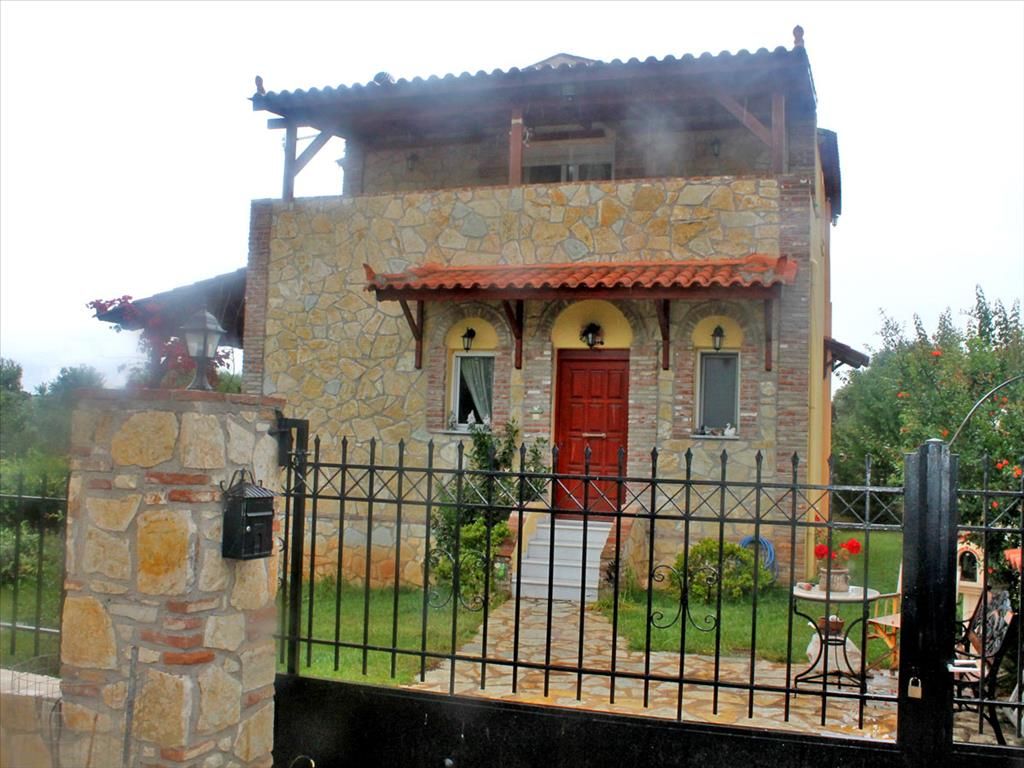 House in Chania Prefecture, Greece, 108 sq.m - picture 1