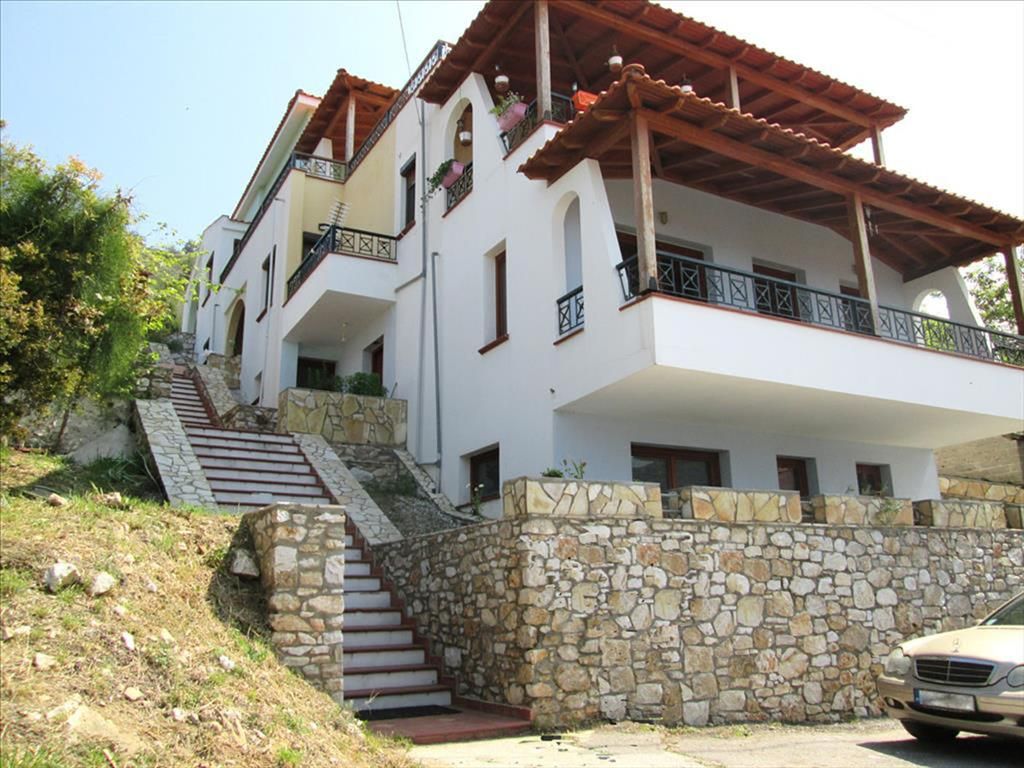 Flat on Thasos, Greece, 213 sq.m - picture 1
