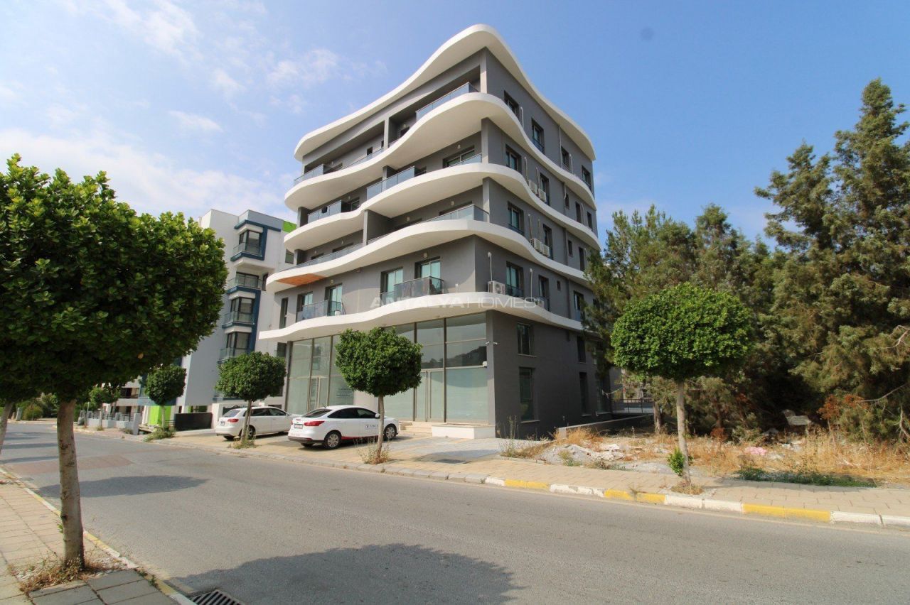 Apartment in Kyrenia, Cyprus, 65 sq.m - picture 1